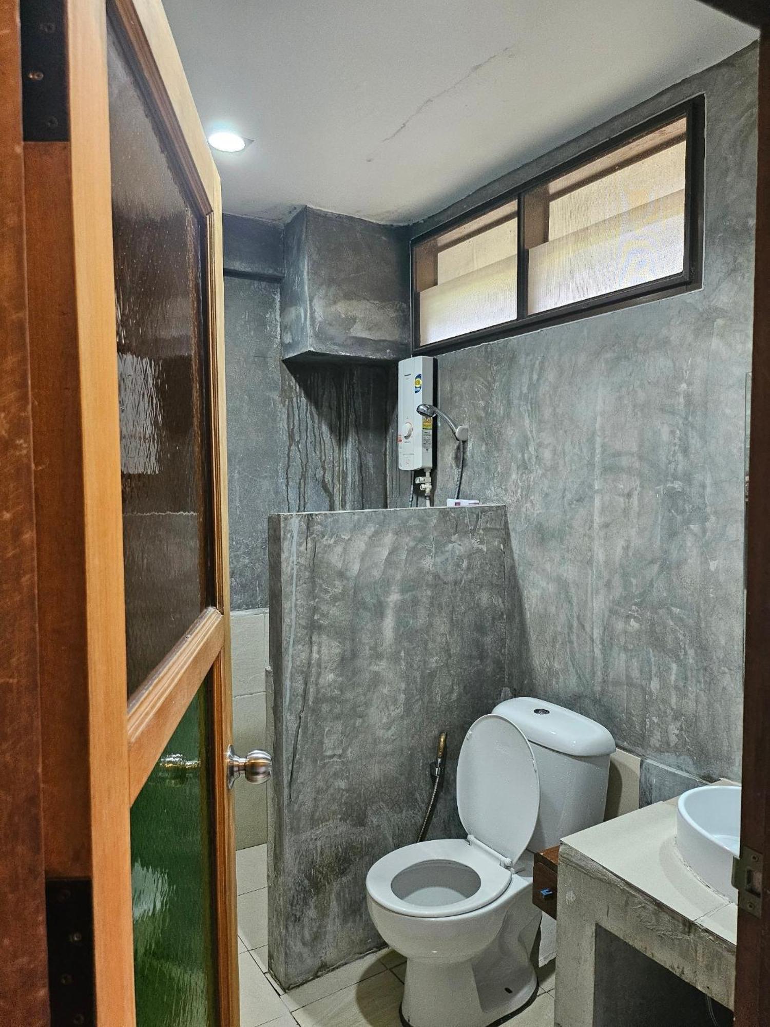 The Picturebook Guesthouse Mae Sot Eksteriør bilde